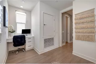 2105 Two Harbors Circle, Costa Mesa, CA 92627 - Photo 24