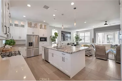 2105 Two Harbors Circle, Costa Mesa, CA 92627 - Photo 10