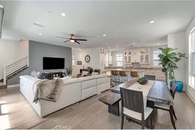 2105 Two Harbors Circle, Costa Mesa, CA 92627 - Photo 6