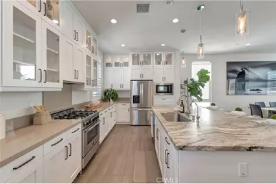 2105 Two Harbors Circle, Costa Mesa, CA 92627 - Photo 22