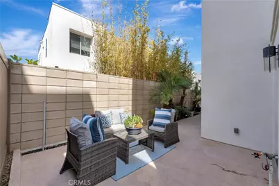 2105 Two Harbors Circle, Costa Mesa, CA 92627 - Photo 54