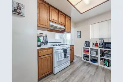 10921 Walnut, Los Alamitos, CA 90720 - Photo 8