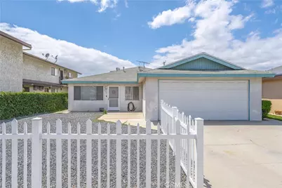 10921 Walnut, Los Alamitos, CA 90720 - Photo 2