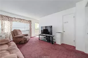 10921 Walnut, Los Alamitos, CA 90720 - Photo 22
