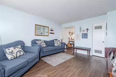 10921 Walnut, Los Alamitos, CA 90720 - Photo 38