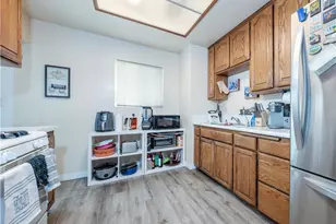10921 Walnut, Los Alamitos, CA 90720 - Photo 8