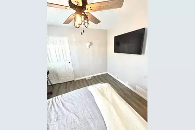 6301 Warner Avenue #40, Huntington Beach, CA 92647 - Photo 12