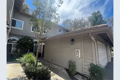 26201 Sunnyglen Avenue, Laguna Hills, CA 92653 - Photo 2