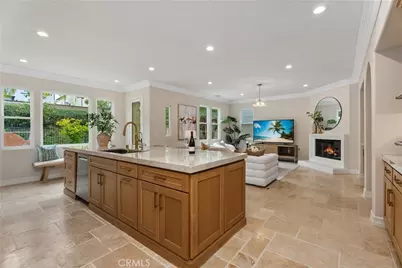 114 Mosaic, Irvine, CA 92603 - Photo 10