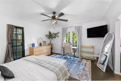 15401 Saticoy Street, Van Nuys, CA 91406 - Photo 14