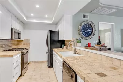 25231 Tanoak, Lake Forest, CA 92630 - Photo 6