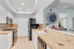 25231 Tanoak, Lake Forest, CA 92630 - Photo 6