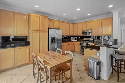 7635 Park Field Circle, Huntington Beach, CA 92648 - Photo 12