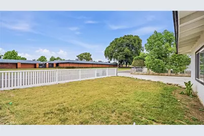 726 W Franklin, Pomona, CA 91766 - Photo 36