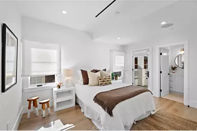 330 Onyx Avenue, Newport Beach, CA 92662 - Photo 16