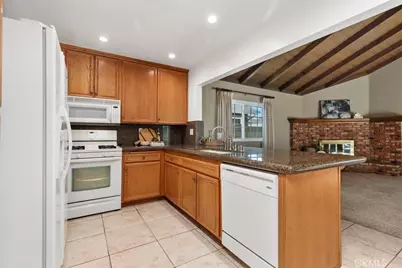 10715 Lynn Circle, Cypress, CA 92630 - Photo 14