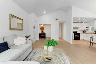 11305 Avenida De Los Lobos, San Diego, CA 92127 - Photo 8