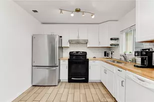 11305 Avenida De Los Lobos, San Diego, CA 92127 - Photo 22