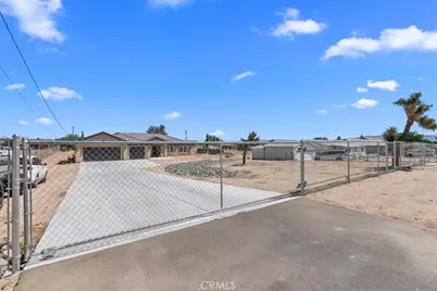 18332 Catalpa, Hesperia, CA 92345 - Photo 34