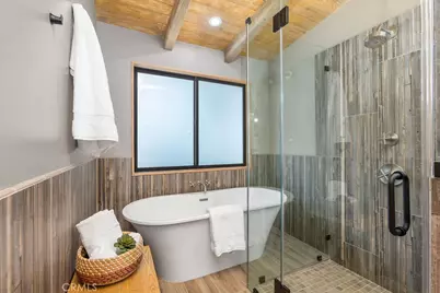 252 Walnut, Costa Mesa, CA 92627 - Photo 18
