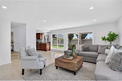 11244 Snowdrop, Fountain Valley, CA 92708 - Photo 6