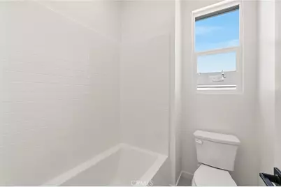 16034 Butterfly Drive, Fontana, CA 92336 - Photo 32