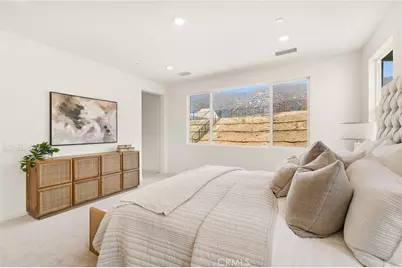 16034 Butterfly Drive, Fontana, CA 92336 - Photo 22