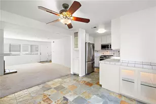 7 Big Dipper Ct, Newport Beach, CA 92663 - Photo 2