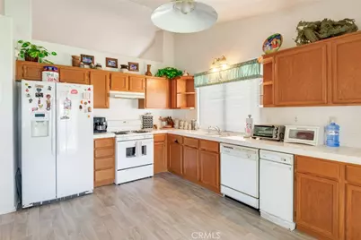 2944 Hampton Avenue, Hemet, CA 92545 - Photo 10