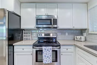 670 Via Mendoza #B, Laguna Woods, CA 92637 - Photo 12