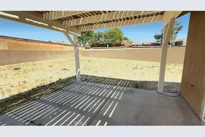555 Koufax, Lancaster, CA 93535 - Photo 36