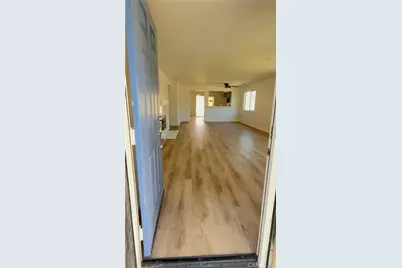 555 Koufax, Lancaster, CA 93535 - Photo 2