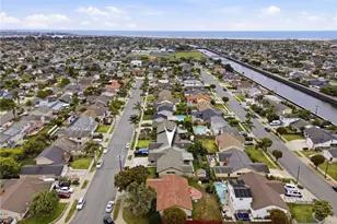 21551 Kanakoa Ln, Huntington Beach, CA 92646 - Photo 38