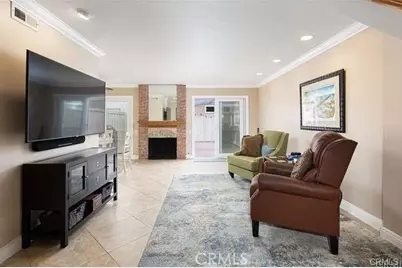 9742 Villa Pacific, Huntington Beach, CA 92646 - Photo 8