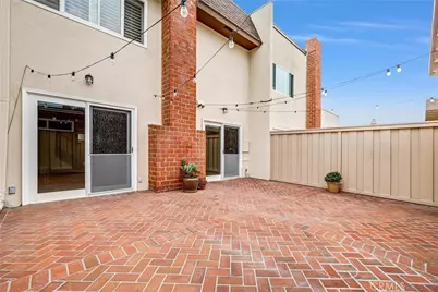 9742 Villa Pacific, Huntington Beach, CA 92646 - Photo 30