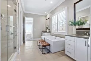 154 Roscomare, Irvine, CA 92602 - Photo 40