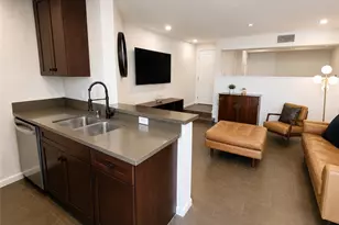7320 Hawthorn Ave, Los Angeles, CA 90046 - Photo 8