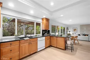 25232 Derby Cir, Laguna Hills, CA 92653 - Photo 20