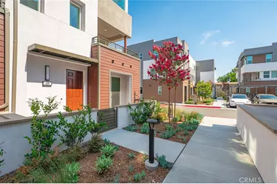 609 S Lyon Street, Santa Ana, CA 92705 - Photo 2