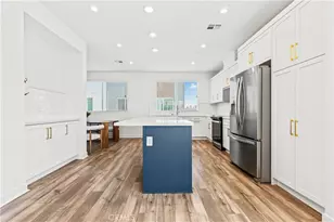 609 S Lyon St, Santa Ana, CA 92705 - Photo 10