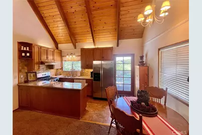 28201 Grenoble Lane, Lake Arrowhead, CA 92352 - Photo 8
