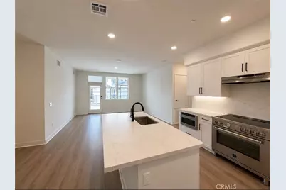 414 Main St Unit 210, Huntington Beach, CA 92648 - Photo 8