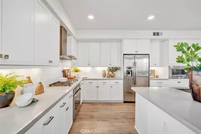 187 Bowery, Irvine, CA 92612 - Photo 12