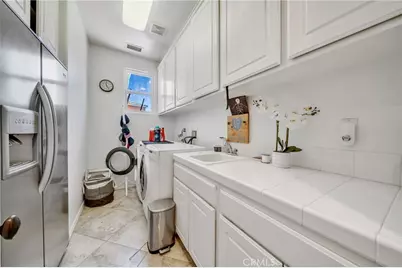 13361 Highstone Manor Court, Rancho Cucamonga, CA 91739 - Photo 38