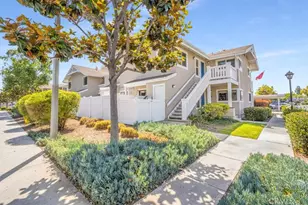 113 Tarocco, Irvine, CA 92618 - Photo 2