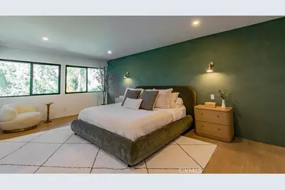 24245 Hatteras, Woodland Hills, CA 91367 - Photo 32