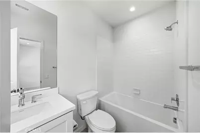112 Newburry, Irvine, CA 92618 - Photo 24