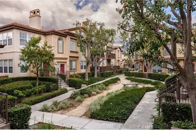 80 Montana Del Lago Drive, Rancho Santa Margarita, CA 92688 - Photo 2