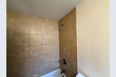 7741 Zelzah, Reseda, CA 91335 - Photo 22
