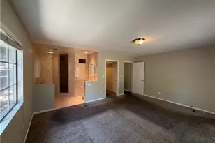 7741 Zelzah, Reseda, CA 91335 - Photo 14
